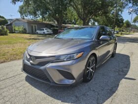 Toyota Camry SE 2018