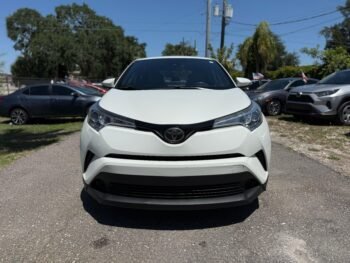 Toyota CH-R XLE 2019