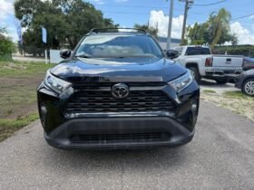 Toyota RAV4 2021 LE